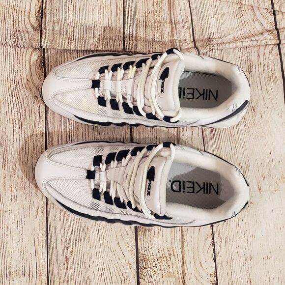 NIKE Sneakers   - Picture 4 of 12